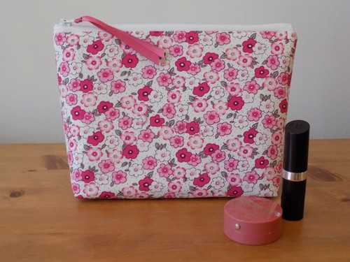 Pink Floral Make Up Bag Case Cosmetics Storage Pouch Cotton Fabric Handmade - Picture 2 of 7