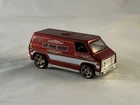 Hot Wheels Super Van 2015 HW City Candy Apple Red PR5s