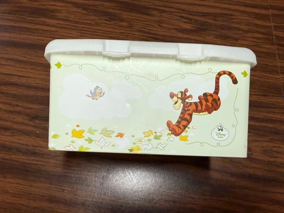 Huggies Winnie The Pooh Piglet Tigger toallitas vacías para bebés contenedor de almacenamiento Foto 4 de 4