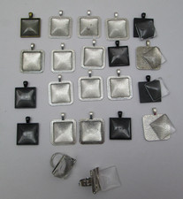 20pcs 25mm Square Assorted Pendant Trays Plus 20pcs Cabochon Square Glass