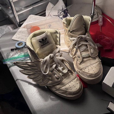 Jeremy Scott adidas High Top  Wings Lace-Up Sneakers Cream/ Glow in the dark