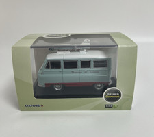 Oxford Commercials 1:43  43JM024 Morris J2 Van Skyways of London Mint