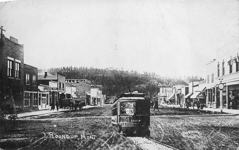 RPPC - Roundup MONTANA - Street Scene - Trolley on Track ~Horse Drawn wagons AZO
