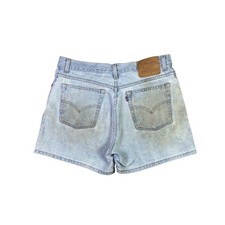 Vintage Levis 550 High Waisted Light Wash Denim Shorts Womens Size 13 90s