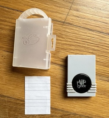 HIP GEAR NINTENDO GAMECUBE GC MEMORY CARD 4 MB WITH CASE