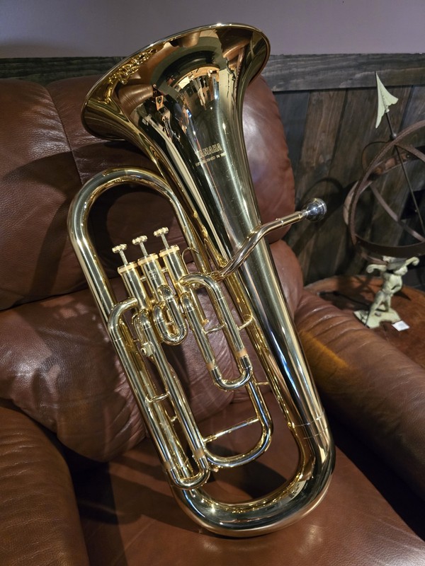 Yamaha YEP 201 3 Valve Euphonium with Leather Gard Roller bag / Backpack