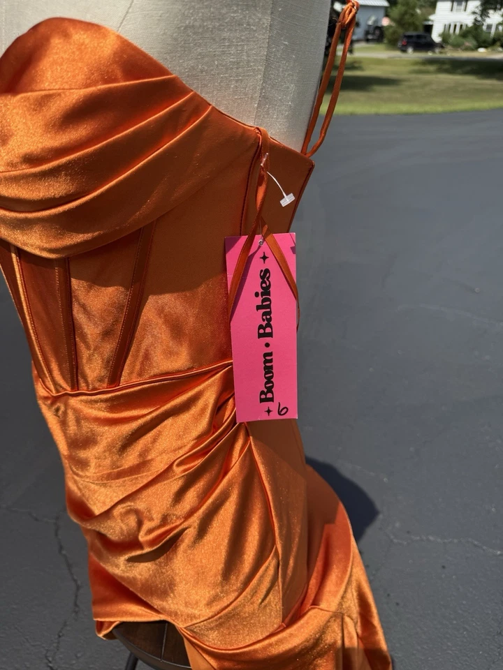 Vestido de Dama de honor o Baile de graduación Corsé Sirena Naranja Quemado Foto 4 de 4