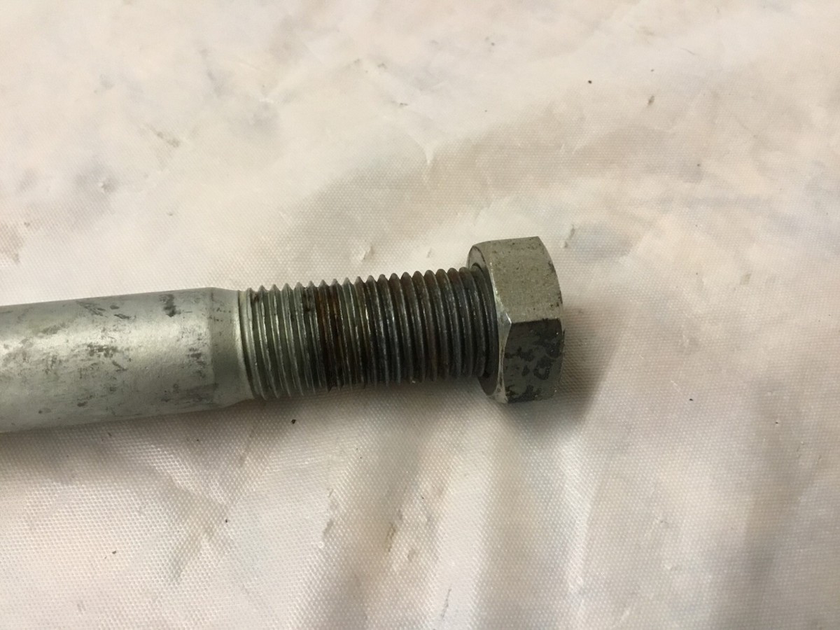 LOWER MOUNT BOLT YAMAHA 75-100 HP 4 STROKE 90109-12M97-00 (YAM45