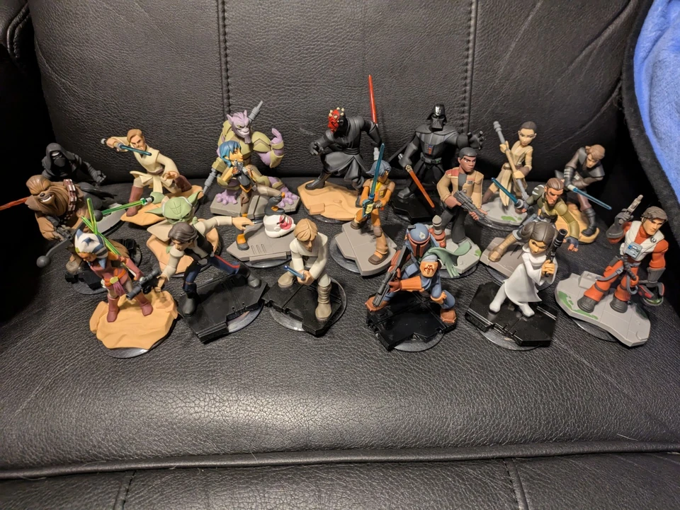 Disney Infinity 3.0 Star Wars ¡JUEGO COMPLETO! ¡En perfecto estado + estuches de transporte! Foto 3 de 4