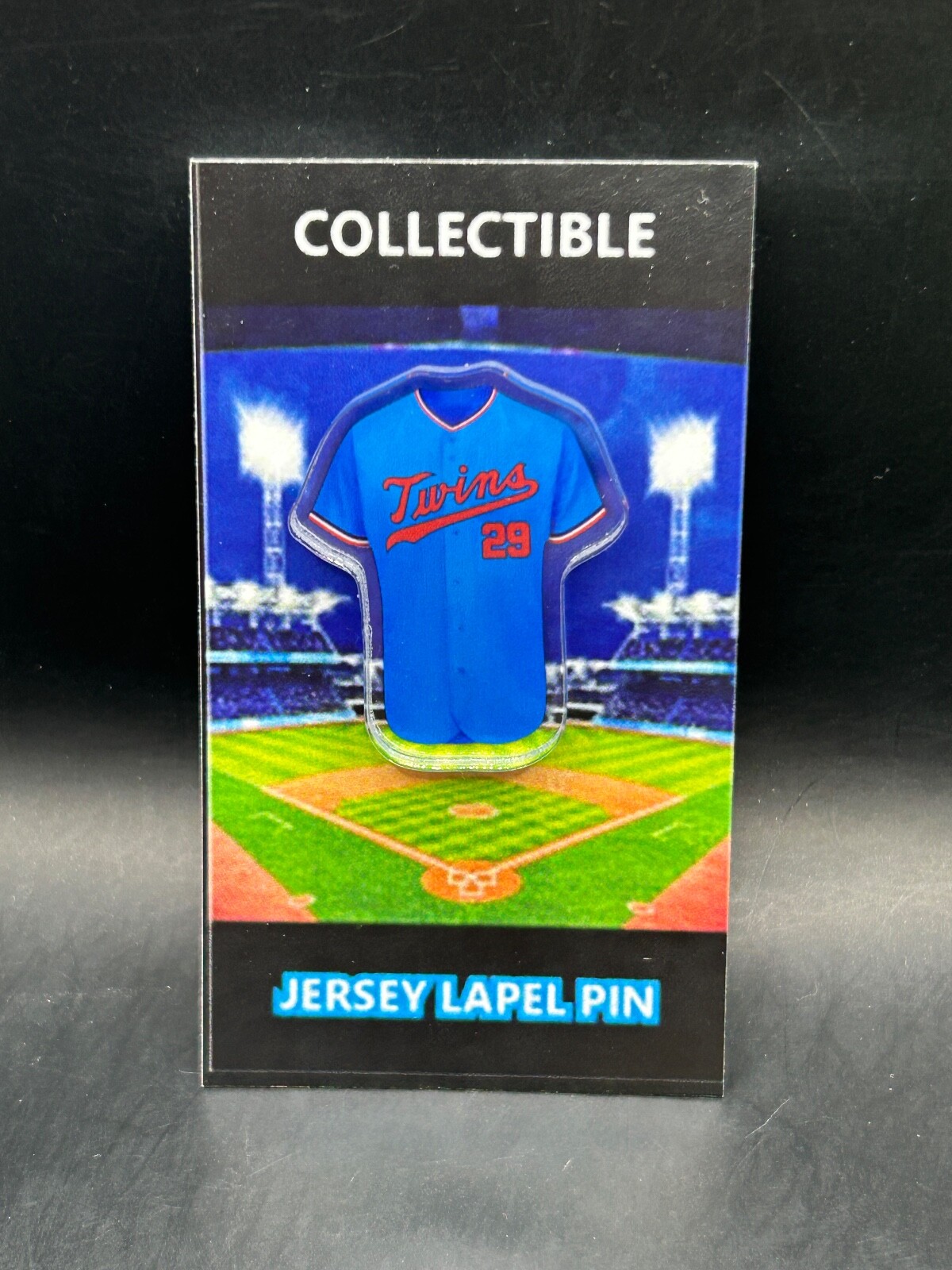 Minnesota Twins Rod Carew jersey lapel pin-Classic RETRO Collectable