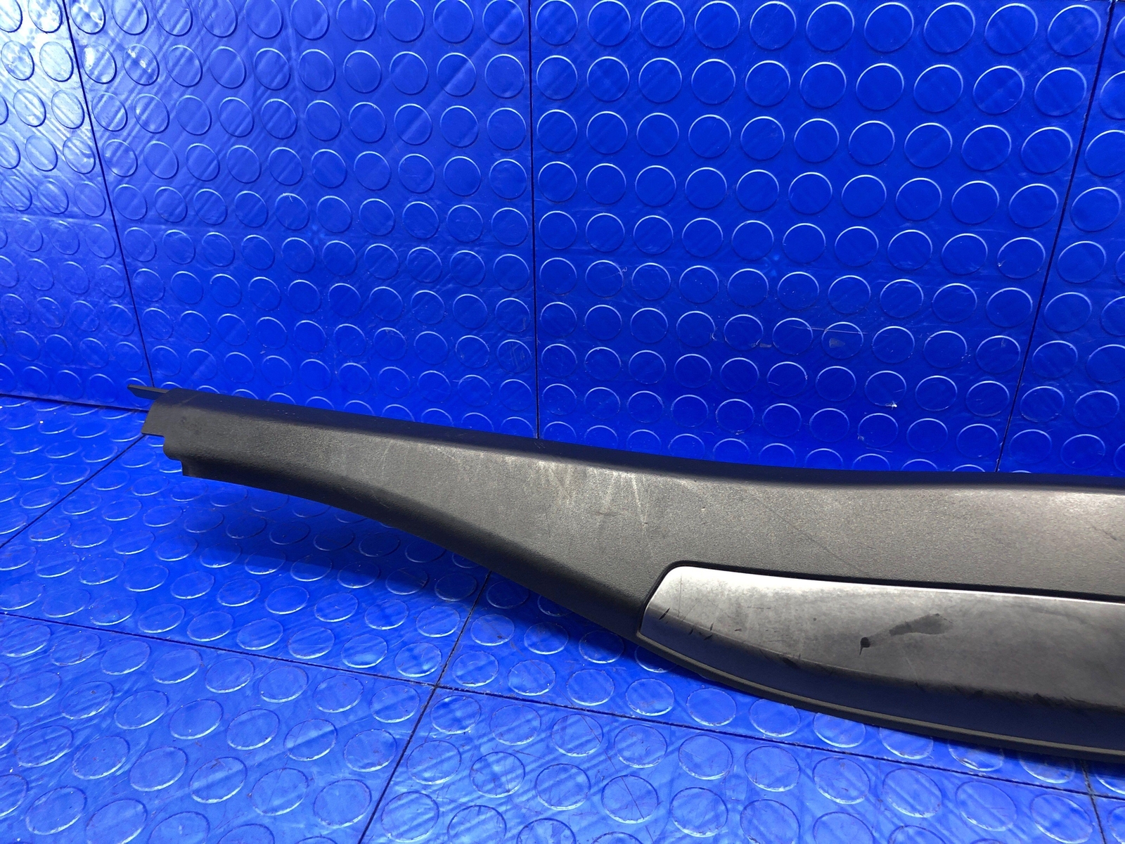 2014-2019 BMW I8 OEM FRONT LEFT DOOR SCUFF PLATE PROTONIC EDITION 7314938