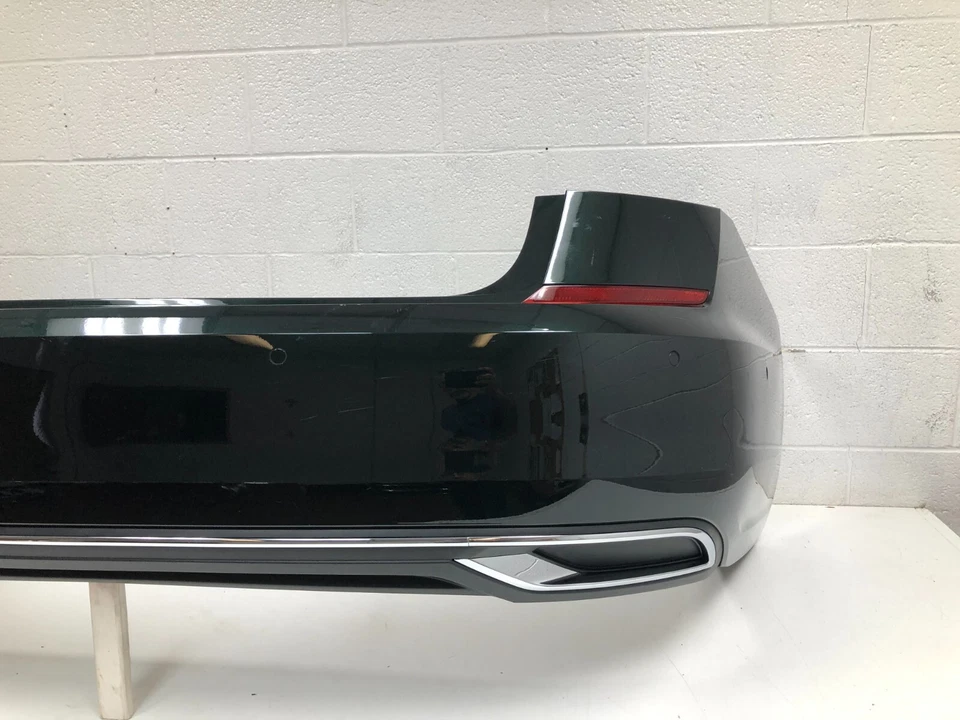 Parachoques trasero VW Volkswagen Passat 2020 2021 2022 con 6 sensores (verde carreras) #22 Foto 2 de 4