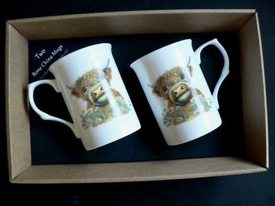 Highland Cow Tasse Geschenkset 2 x Bone China - in schwarzer Geschenkbox