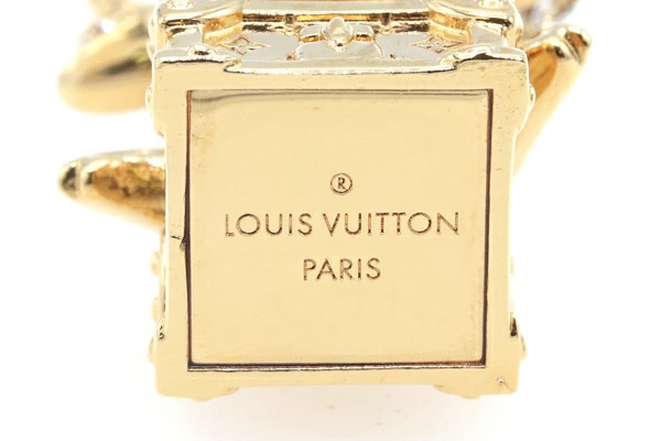 LOUIS VUITTON Necklace M80271 Metal × Rhinestones Pendant Gold Long Chain Boxed thumbnail 4