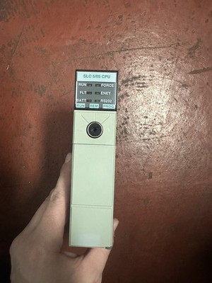 Allen-Bradley SLC500 5/05 Prozessoreinheit aus stillgelegten Geräten ausgebaut