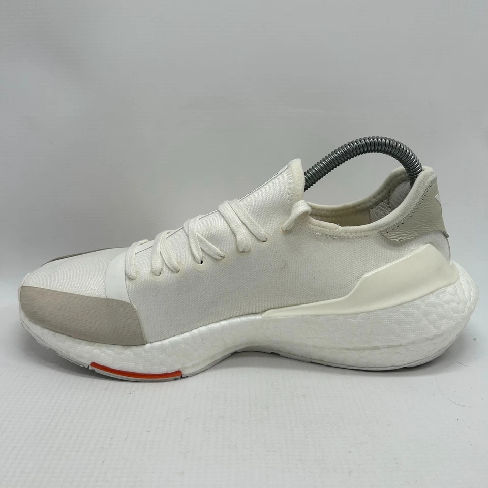 Adidas Y-3 Ultraboost 21 Mujer Talla 7.5 EE. UU. GZ9134 Triple Blanco Zapatos Atléticos Foto 4 de 4