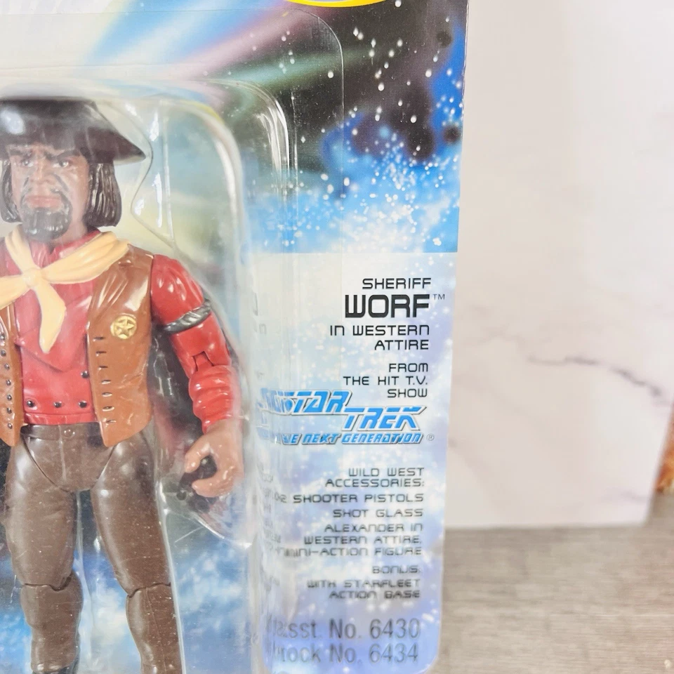 Star Trek Holodeck Series Sheriff Worf Playmates Action Figure 1995 Skybox Card - Image 4 of 4