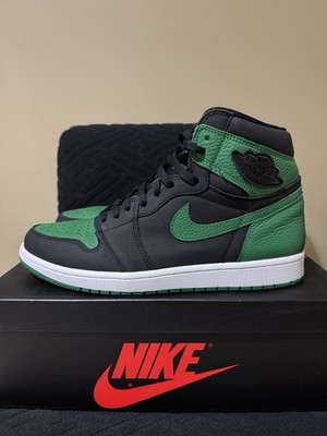 VNDS Worn Once!-Size 11 - Nike Air  Jordan 1 Retro OG High Pine Green Black 2.0