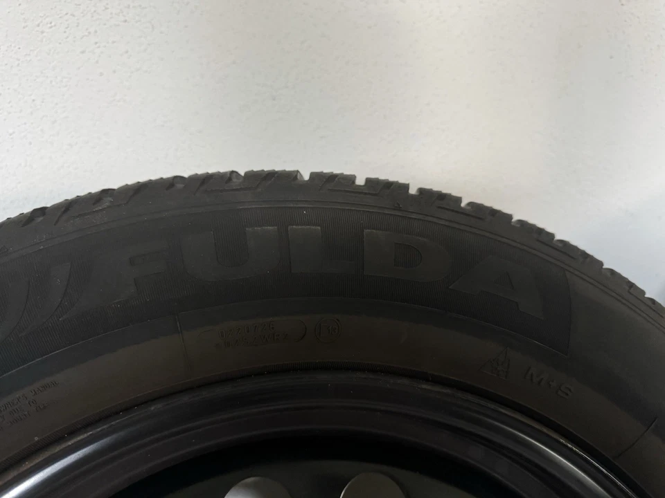 VW ID4 Winterreifen auf Stahlfelgen 235/60R18 107H Fulda 7 mm + 6 mm Profil - Bild 4 von 4