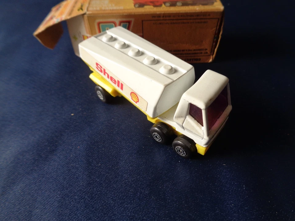 MATCHBOX COLLECT ALL 75 MODELS  SUPERFAST LESNEY FREEWAY GAS TANKER BURMAH N° 63 - Immagine 4 di 4