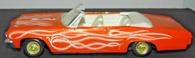 Vintage 1:25 Revell Lowrider Magazine 1965 Chevy Impala for parts or repair