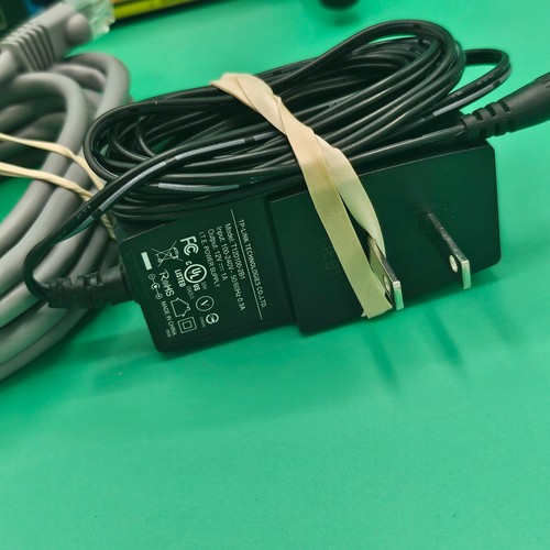 TP-Link N600 300 Mbps 4-Port 10/100 Wireless N Router (TL-WDR3500) With Cables - Picture 6 of 7