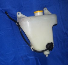2004-2011 Mazda Rx-8 Windshield Washer Reservoir Tank Bottle Oem Wwarranty 2004-2011 Mazda Rx-8 Windshield Washer Reservoir Tank Bottle Oem Wwarranty