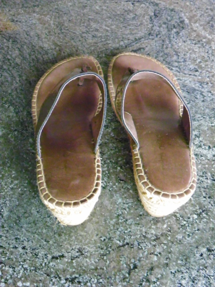 Andre Assous Tanga Cuero Charol Rafia Cuña Alpargata\Sandalias Mujer 42 Foto 4 de 4