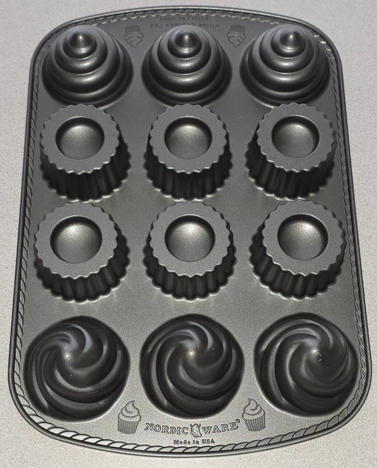 Nordic Ware Filled Cupcake Pan New
