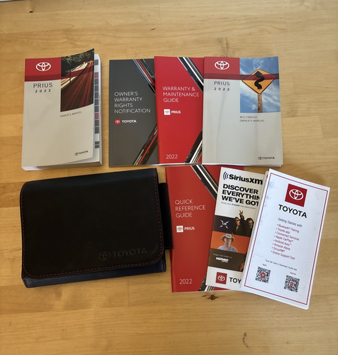 2022 Toyota Prius Owners Manual Leather Case And Booklets