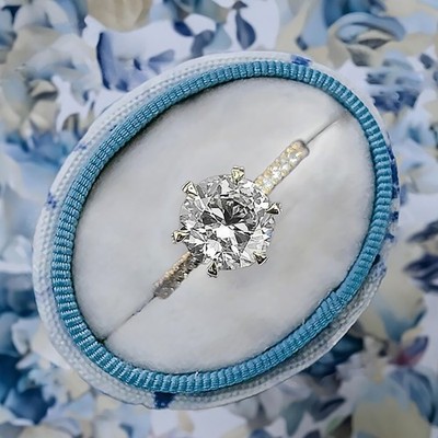 Handgefertigter runder CVD-Diamantring 2 Karat IGI Lab Created 18 Karat...