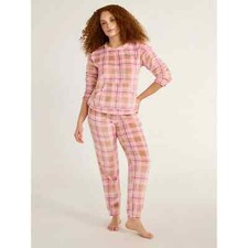 Joyspun Women  s Crew Neck Plush Pajama Set, Size M