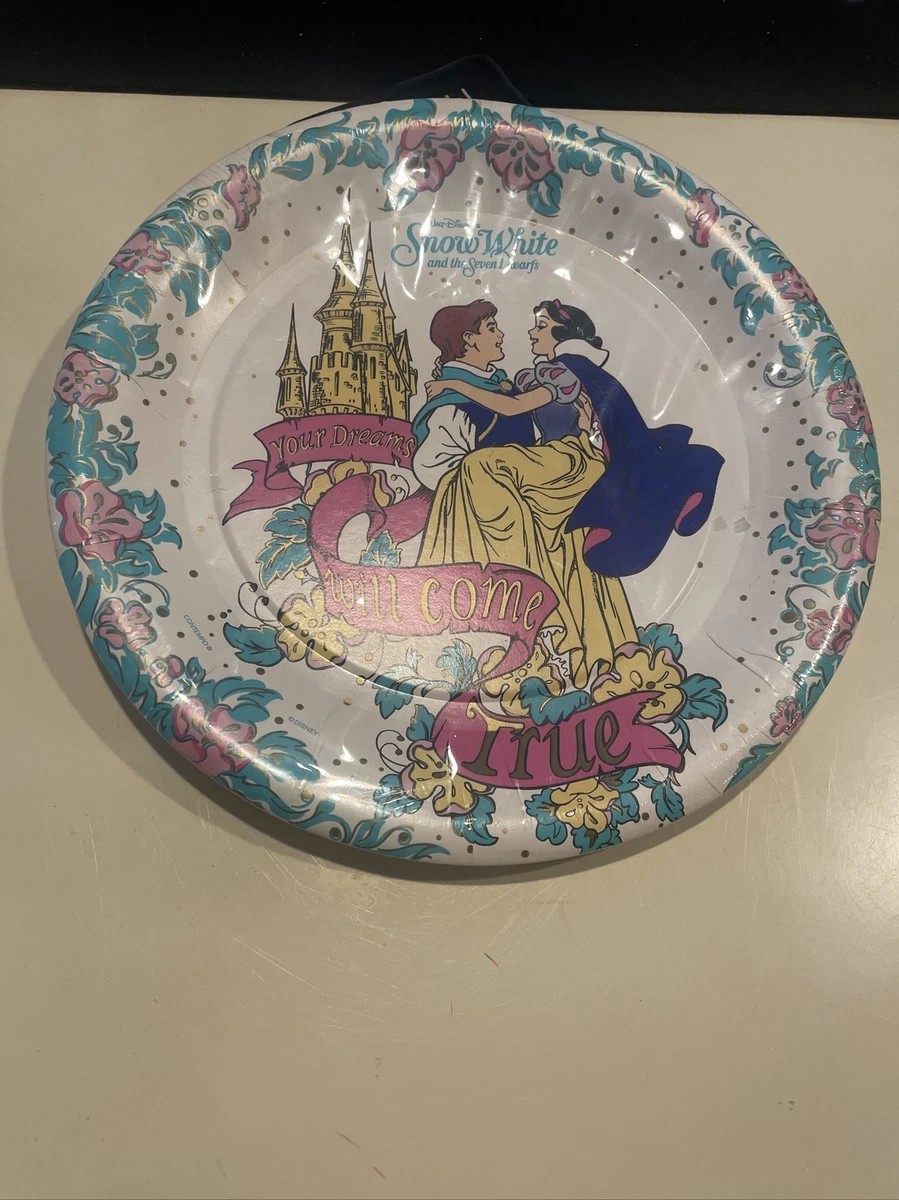 SNOW WHITE LARGE PAPER PLATES (16)~ Vintage Birthday Party Supplies Set Of 2