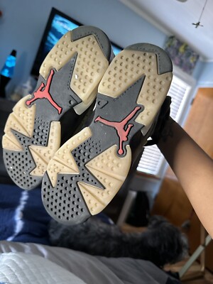 Size 4 - Jordan 6 Retro x Travis Scott Mid Olive