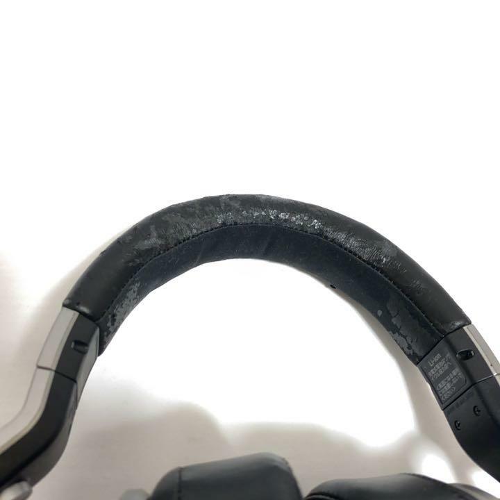Sony MDR-HW700 Wireless Stereo Surround Headphone and MDR Sony MDR-HW700 Wireless Stereo Surround Headphone and MDR