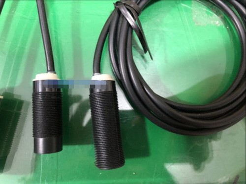 1PC New schneider Proximity Switch XSP30MB230 free shipping - Picture 2 of 2