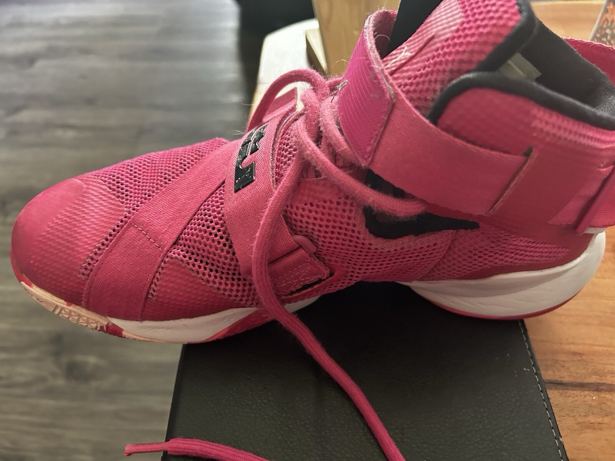 lebron soldier 10 pink