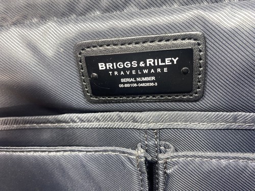 Briggs & Riley Black Messenger Laptop Briefcase Ser# 05-BB108-0482636-3 - Picture 9 of 19