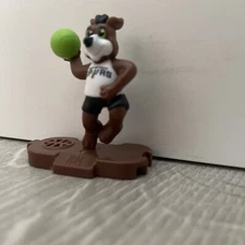 San Antonio Spurs Coyote NBA Mascot - Kinder Egg Joy Surprise Toy