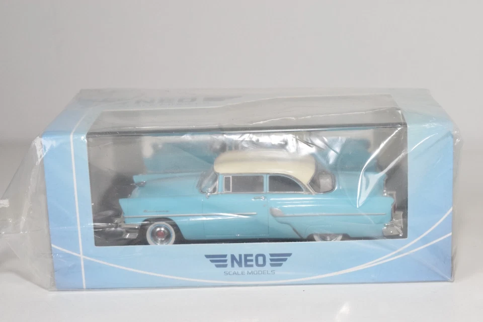 A64 1:43 NEO 46945 MERCURY CUSTOM BERLINA 2 PORTE AZZURRO BIANCO COME NUOVA - Immagine 2 di 4