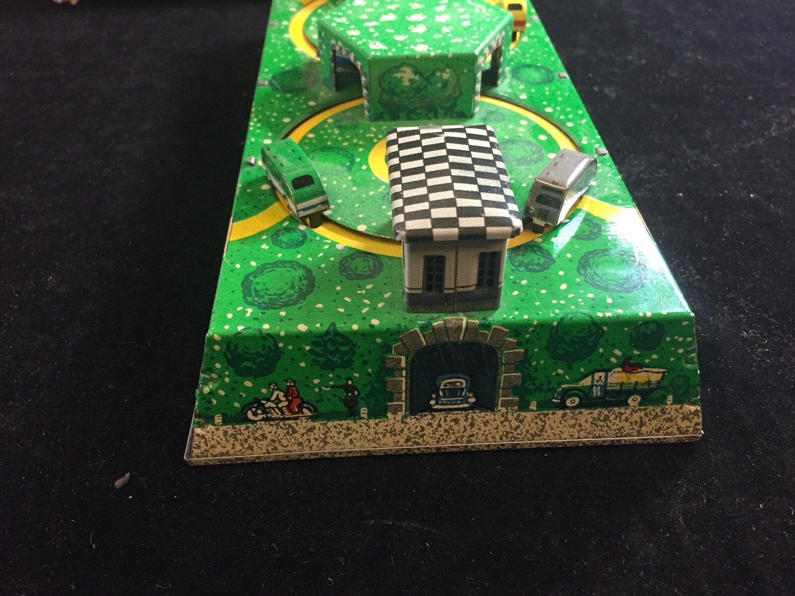 Picture 11 of 12