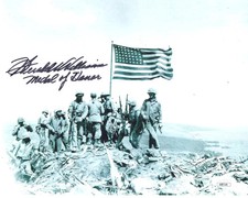 Hershel W. Williams signed 8x10 Photo WW2 - Medal of Honor JSA Authentication