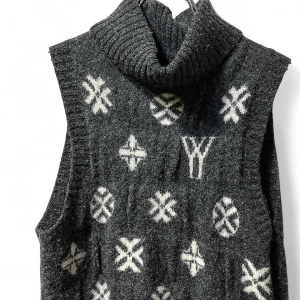 Yohji Yamamoto FEMME Logo Pattern Turtleneck Knit Vest Black Avant Garde Japan - Image 2 of 3