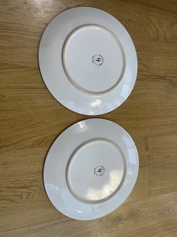 (2) Dover & York 11” White Embossed Scroll And Dot Rim Dinner Plates - Image 4 of 4