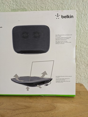 Belkin CoolSpot Laptops 15"-17" Keep your laptop cool with dual fan technology - 第 4/5 張圖片