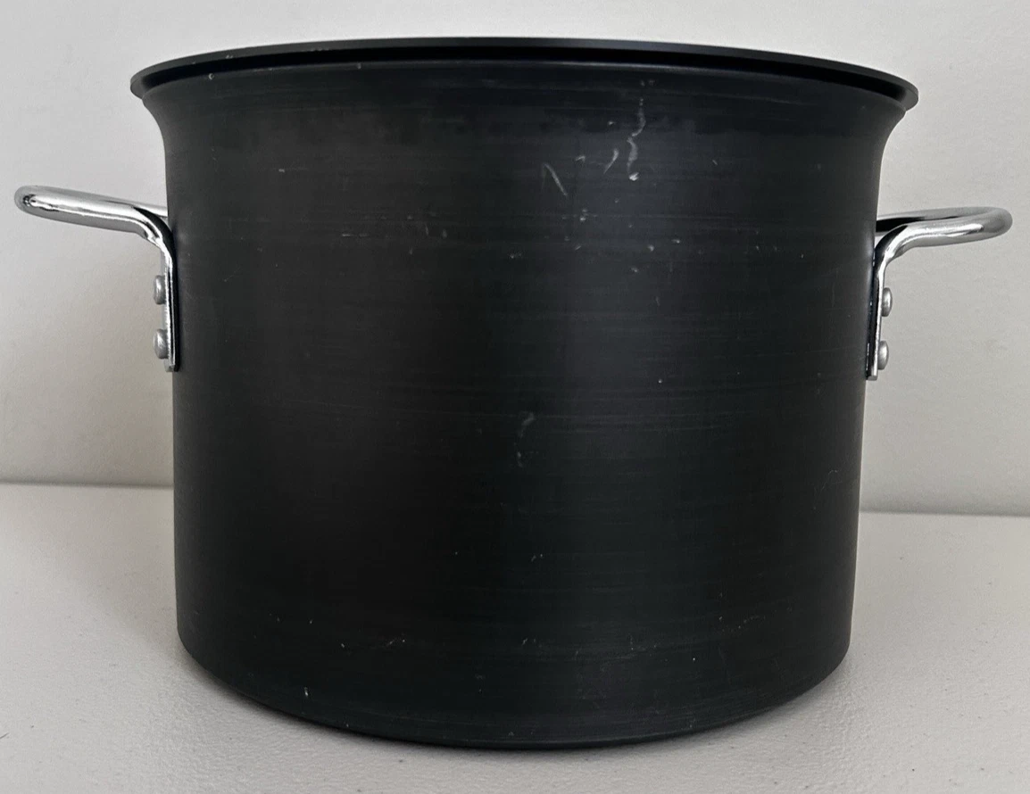 Calphalon Commercial Aluminum Hard Anodized Stockpot 6.5 Quart 8706-1/2 USA