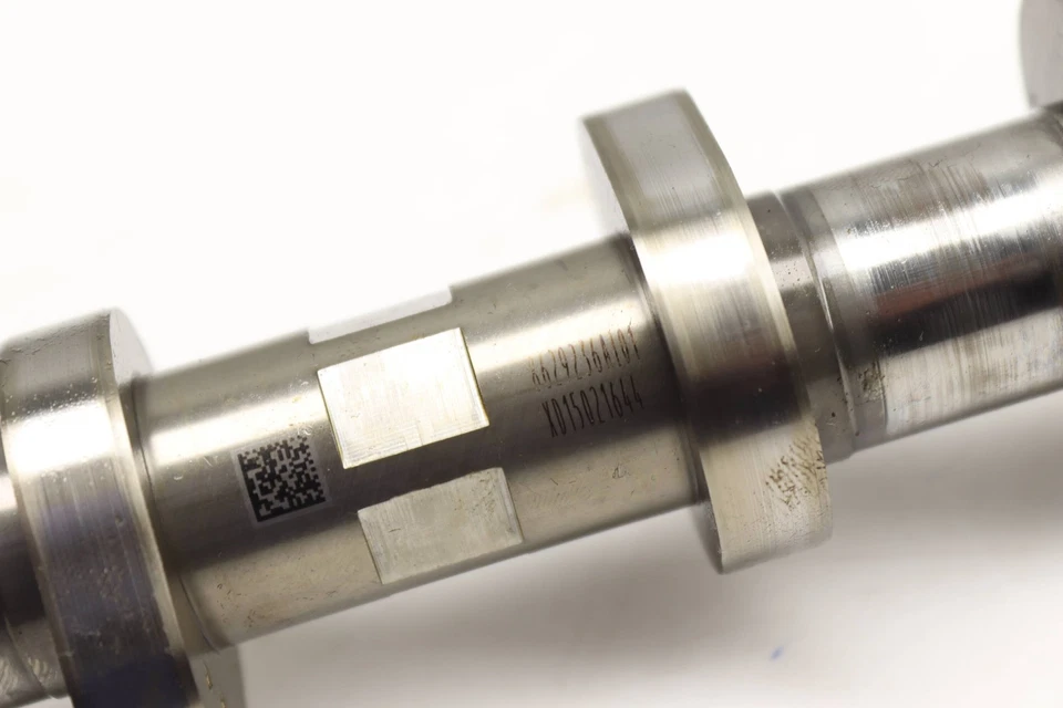 2020-2023 BMW 530I XDRIVE - Exhaust CAM / Camshaft 8629236 - Image 2 of 4