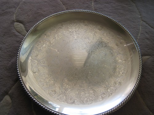 Vintage WM Rogers Versilbert 867 Serviertablett Runde Platte, 17 1/2" Durchmesser - Bild 1 von 7