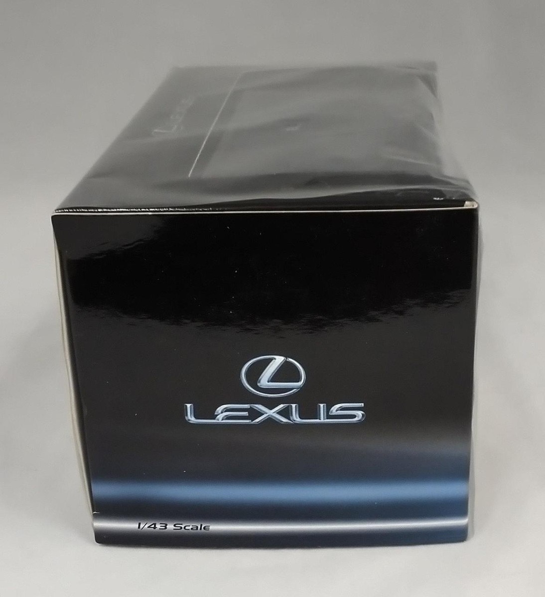KYOSHO 1/43 Lexus LS500 F SPORT Heat Blue Contrast Layering