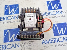 Siemens CLM1679731RE Mechanically Held 4 pole Lighting Contactor 20A  277V Coil
